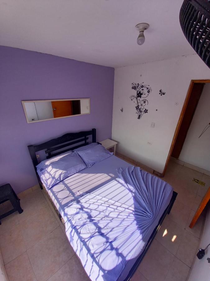 Hostel Shalom Adonai Cartagena Exterior photo