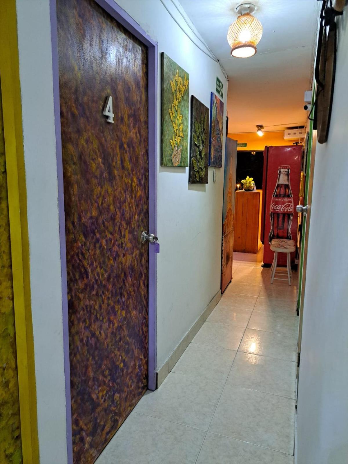 Hostel Shalom Adonai Cartagena Exterior photo