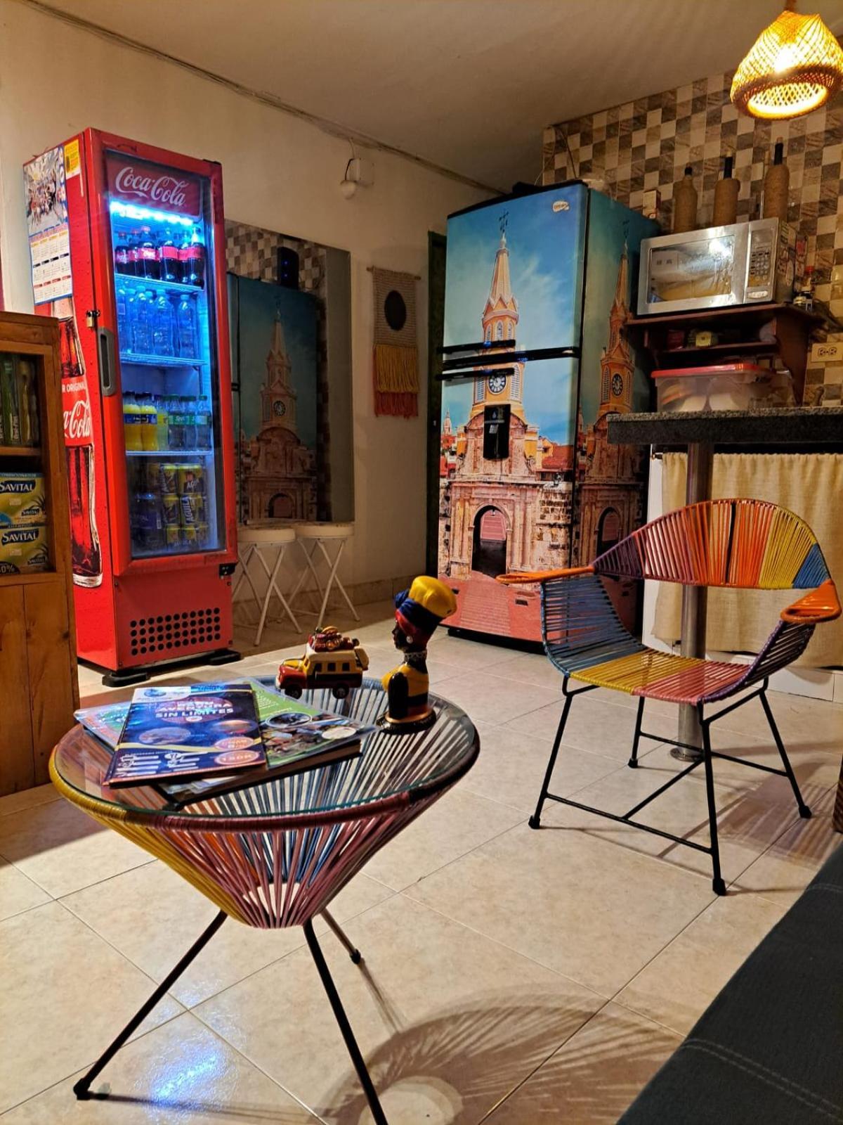 Hostel Shalom Adonai Cartagena Exterior photo