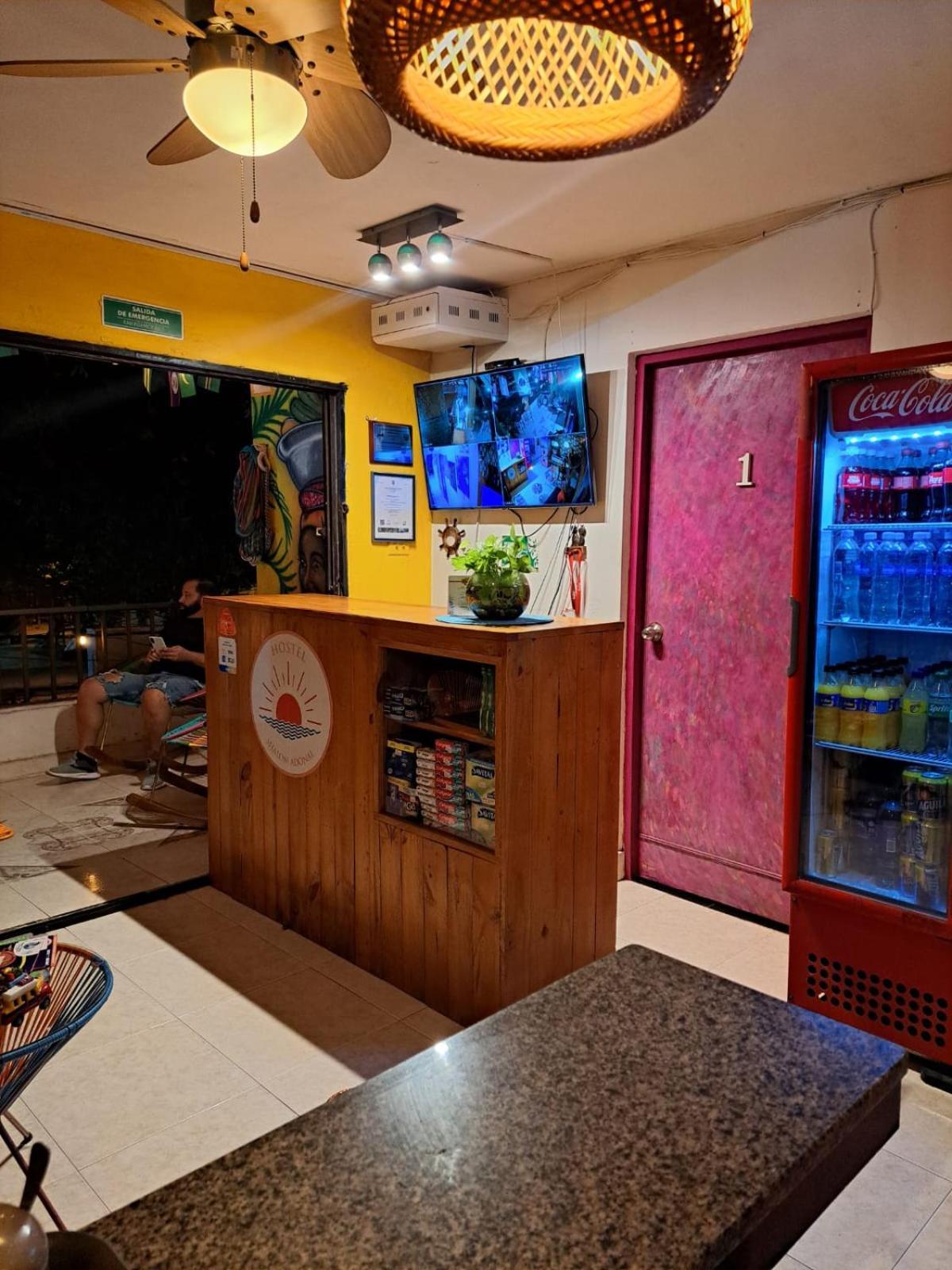 Hostel Shalom Adonai Cartagena Exterior photo